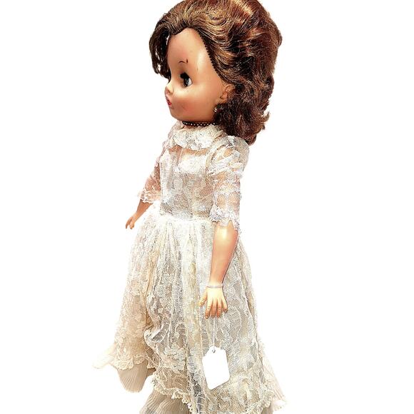 19" 50s Vintage Teenage High Heel Fashion Doll~ Wedding Dress & Heels By Uneeda - Picture 15 of 16